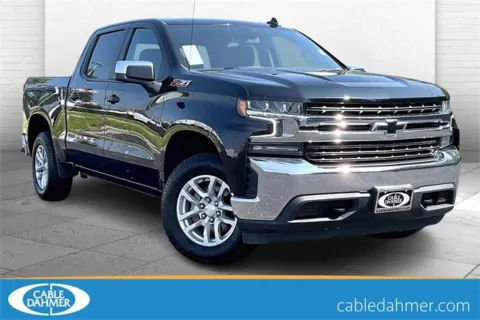 Black 2021 Chevrolet Silverado 1500 LT for sale in Independence, MO
