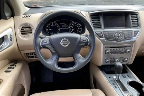 More photos of 2018 Nissan Pathfinder SL at Cable Dahmer Chevrolet of Independence, MO
