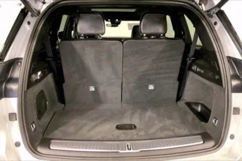 More photos of 2022 Jeep Grand Cherokee L Overland at Cable Dahmer Chevrolet of Independence, MO