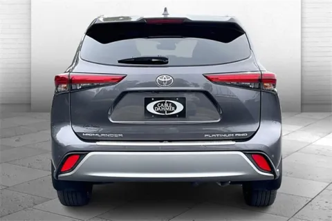 Another view of 2021 Toyota Highlander Platinum for sale in Independence, MO at Cable Dahmer Chevrolet of Independence