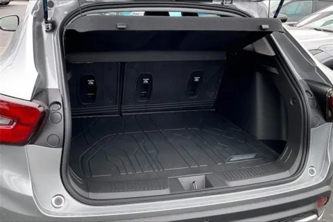 More photos of 2025 Chevrolet Trax LT at Cable Dahmer Chevrolet of Independence, MO