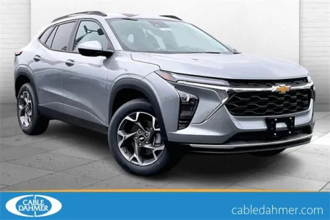 Gray 2025 Chevrolet Trax LT for sale in Independence, MO