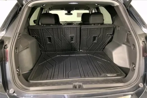 More photos of 2023 Chevrolet Equinox LT at Cable Dahmer Chevrolet of Independence, MO