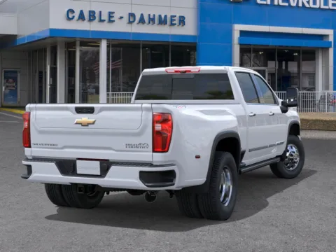 More photos of 2026 Chevrolet Silverado 3500 HD High Country DRW at Cable Dahmer Chevrolet of Independence, MO