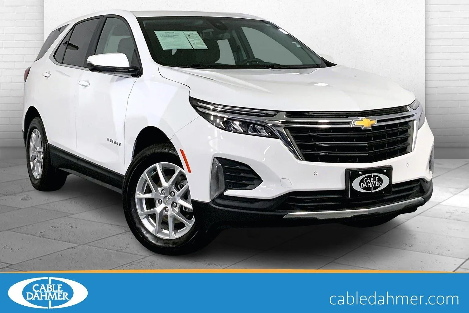 White 2024 Chevrolet Equinox LT for sale in Independence, MO