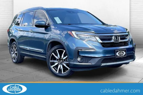 Black 2021 Honda Pilot Touring 8-Passenger for sale in Independence, MO