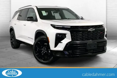 White 2024 Chevrolet Traverse RS for sale in Independence, MO