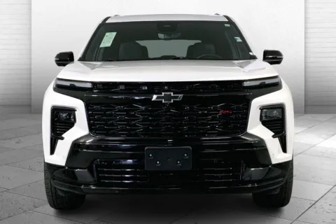 Photos of 2024 Chevrolet Traverse RS for sale in Independence, MO at Cable Dahmer Chevrolet of Independence