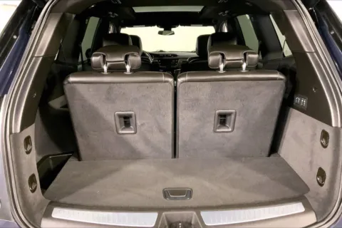 More photos of 2025 Cadillac XT6 Premium Luxury at Cable Dahmer Chevrolet of Independence, MO