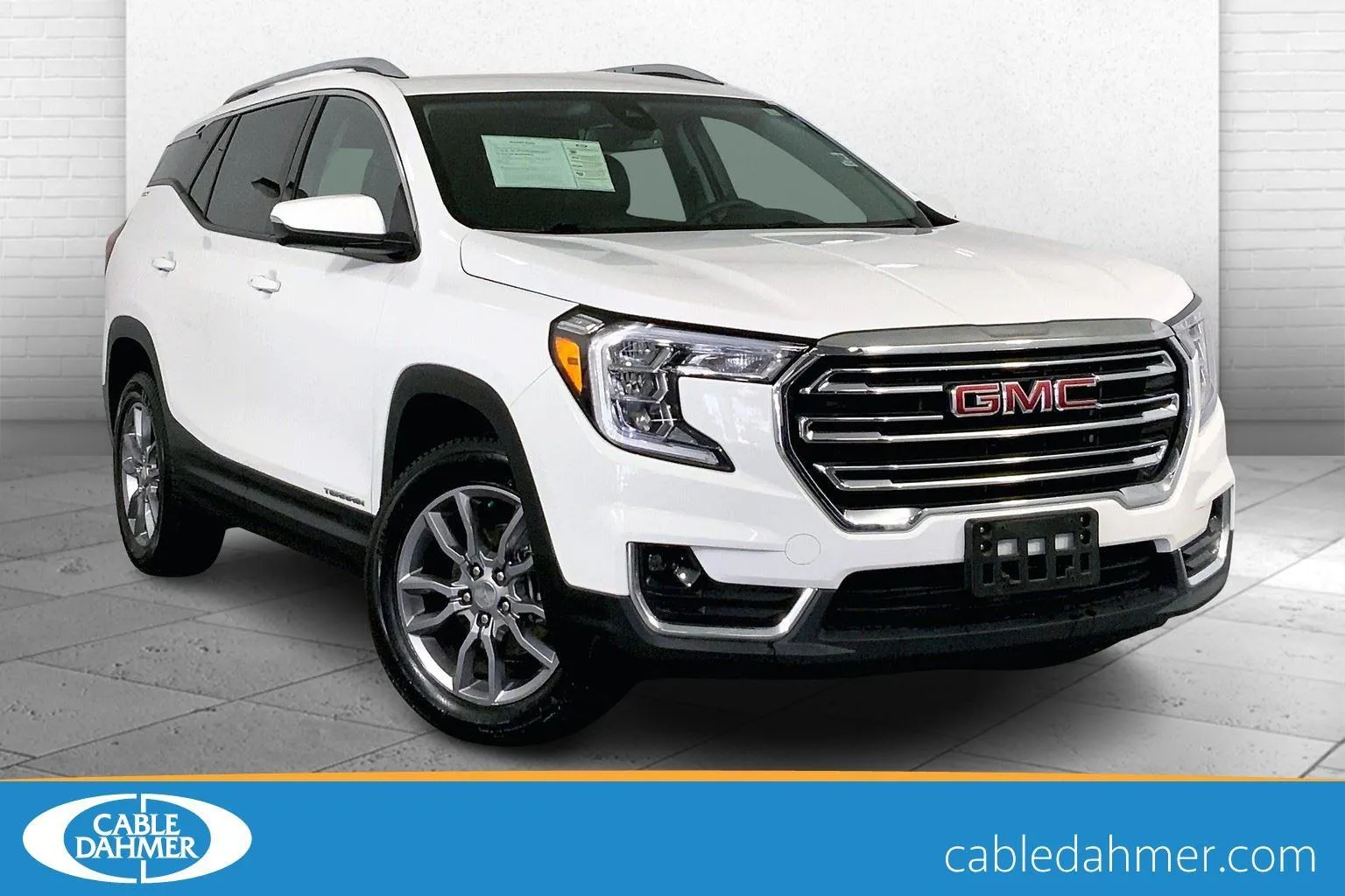White 2024 GMC Terrain SLT for sale in Independence, MO