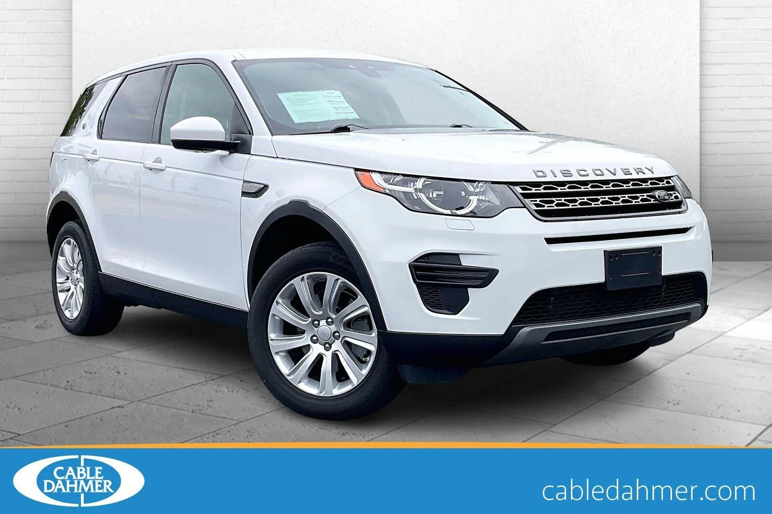 White 2016 Land Rover Discovery Sport SE for sale in Independence, MO
