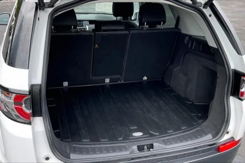 More photos of 2016 Land Rover Discovery Sport SE at Cable Dahmer Chevrolet of Independence, MO