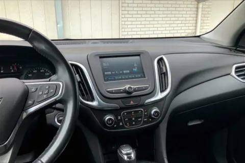 More photos of 2018 Chevrolet Equinox LT at Cable Dahmer Chevrolet of Independence, MO