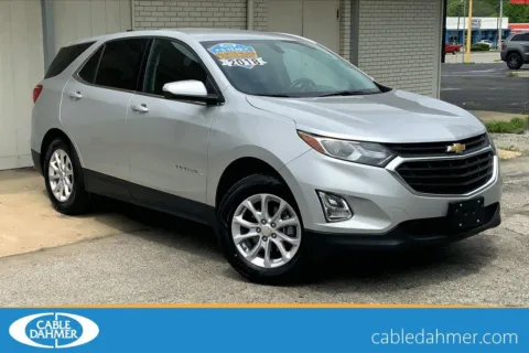 Silver 2018 Chevrolet Equinox LT for sale in Independence, MO