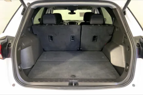 More photos of 2024 Chevrolet Equinox LT at Cable Dahmer Chevrolet of Independence, MO