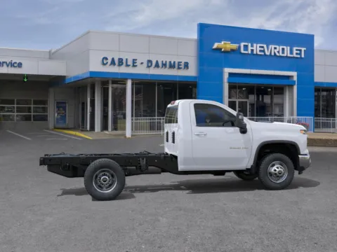 More photos of 2025 Chevrolet Silverado 3500 HD Chassis Cab Work Truck at Cable Dahmer Chevrolet of Independence, MO