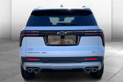 More photos of 2026 Chevrolet Traverse Z71 at Cable Dahmer Chevrolet of Independence, MO