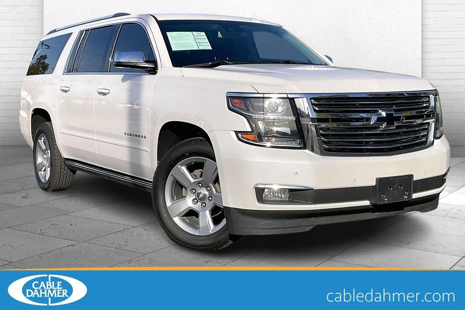 White 2018 Chevrolet Suburban Premier for sale in Independence, MO