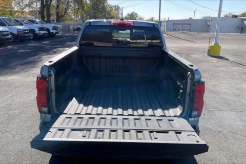 More photos of 2026 Chevrolet Colorado ZR2 at Cable Dahmer Chevrolet of Independence, MO