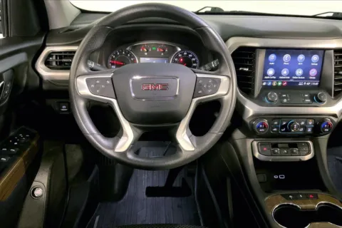 More photos of 2023 GMC Acadia SLE at Cable Dahmer Chevrolet of Independence, MO