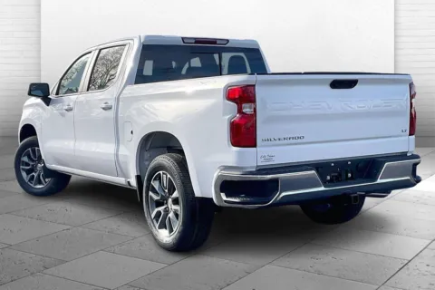 Another view of 2026 Chevrolet Silverado 1500 LT for sale in Independence, MO at Cable Dahmer Chevrolet of Independence