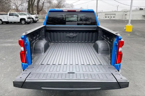 More photos of 2026 Chevrolet Silverado 1500 LT Trail Boss at Cable Dahmer Chevrolet of Independence, MO