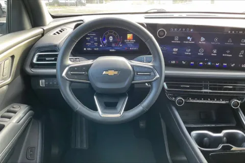 More photos of 2025 Chevrolet Traverse LT at Cable Dahmer Chevrolet of Independence, MO