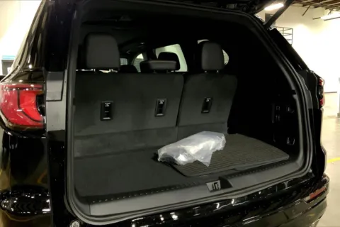 Another view of 2026 GMC Acadia Denali Ultimate for sale in Kansas City, MO at Cable Dahmer Buick GMC of Kansas City