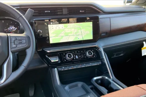 More photos of 2026 GMC Sierra 2500 HD Denali Ultimate at Cable Dahmer Buick GMC of Kansas City, MO