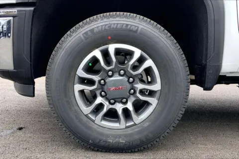 More photos of 2026 GMC Sierra 2500 HD SLE at Cable Dahmer Buick GMC of Kansas City, MO