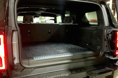 Another view of 2025 GMC HUMMER EV SUV 2X for sale in Kansas City, MO at Cable Dahmer Buick GMC of Kansas City