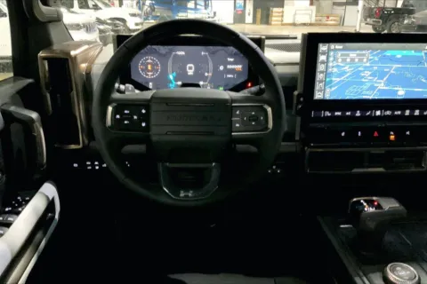 More photos of 2025 GMC HUMMER EV Pickup 3X at Cable Dahmer Buick GMC of Kansas City, MO
