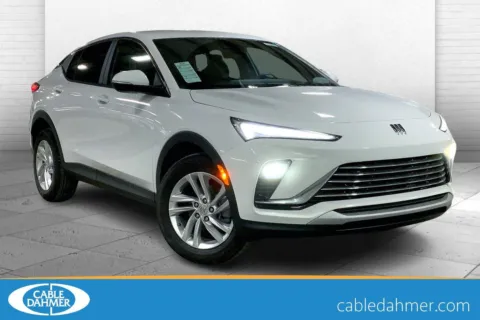 White 2025 Buick Envista Preferred for sale in Kansas City, MO