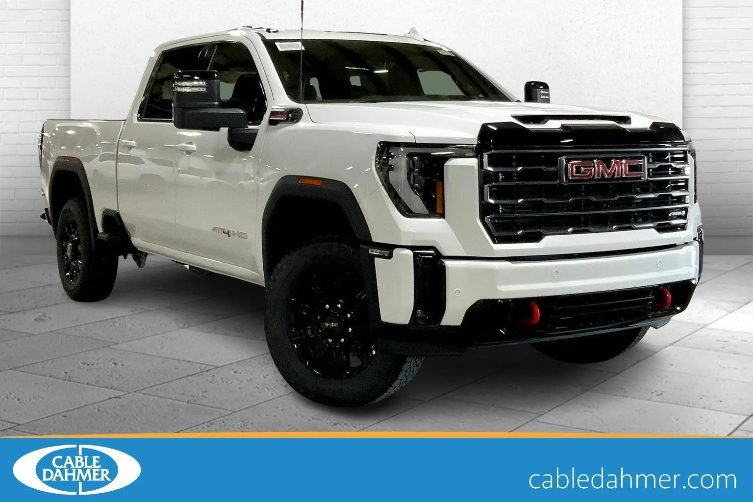 White 2025 GMC Sierra 2500HD AT4 for sale in Kansas City, MO