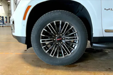 More photos of 2025 GMC Yukon XL Elevation at Cable Dahmer Buick GMC of Kansas City, MO