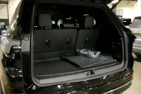 Another view of 2026 Buick Enclave Avenir for sale in Kansas City, MO at Cable Dahmer Buick GMC of Kansas City