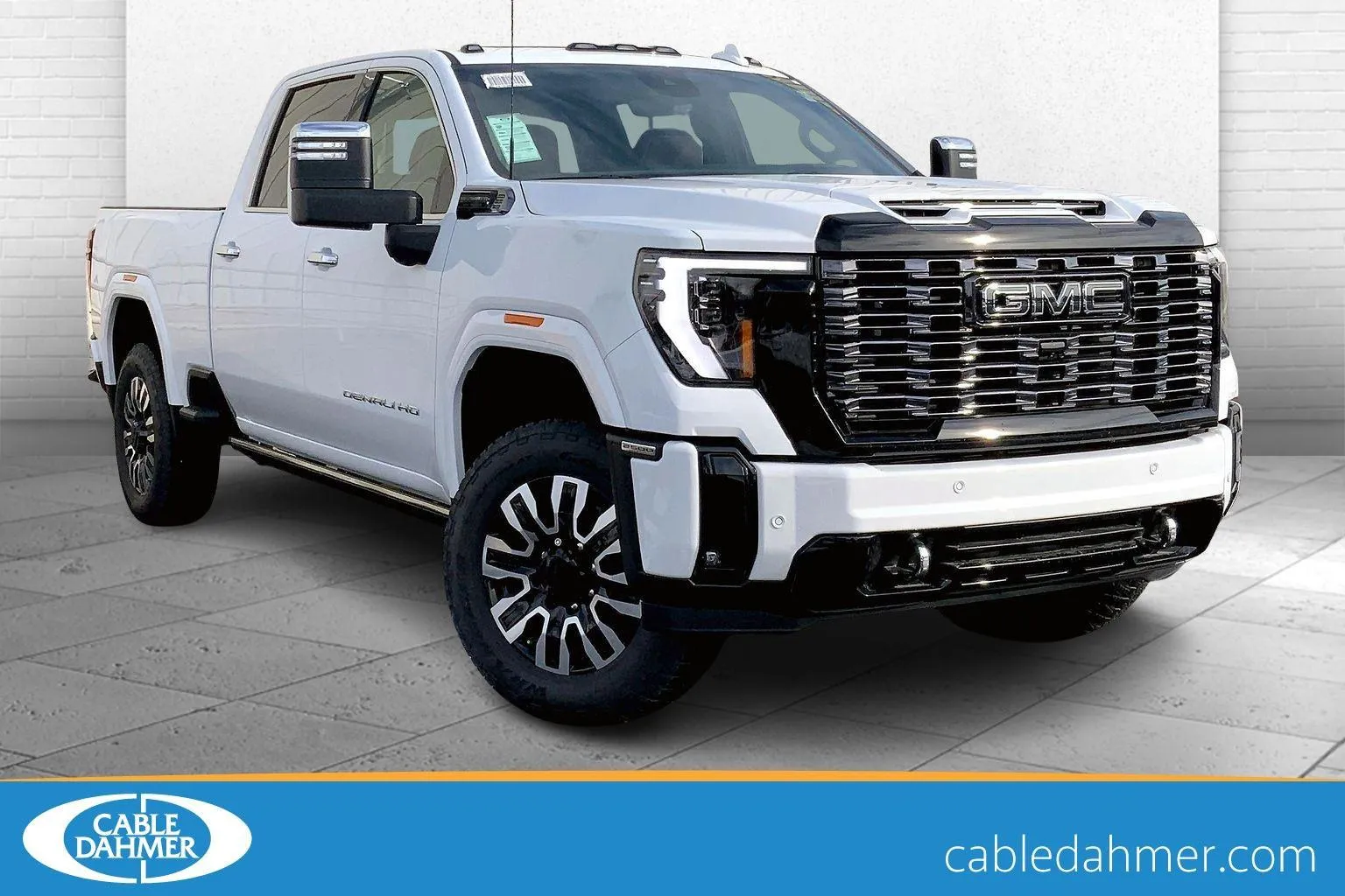 White 2025 GMC Sierra 2500 HD Denali Ultimate for sale in Kansas City, MO