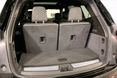 More photos of 2025 Cadillac XT6 Premium Luxury at Cable Dahmer Buick GMC of Independence, MO