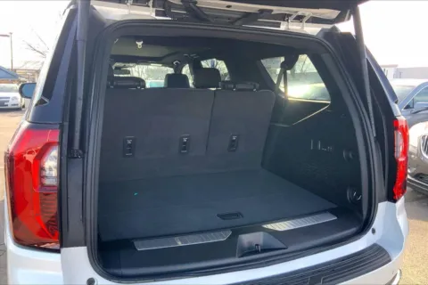 More photos of 2025 GMC Yukon XL Denali at Cable Dahmer Buick GMC of Independence, MO