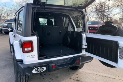 More photos of 2021 Jeep Wrangler Unlimited Sahara at Cable Dahmer Buick GMC of Independence, MO