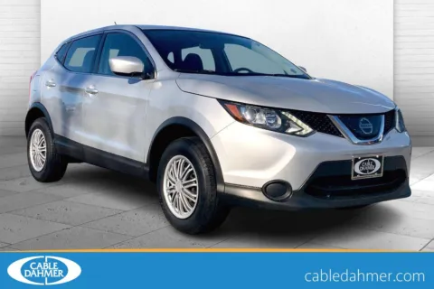 Silver 2019 Nissan Rogue Sport S for sale in Independence, MO