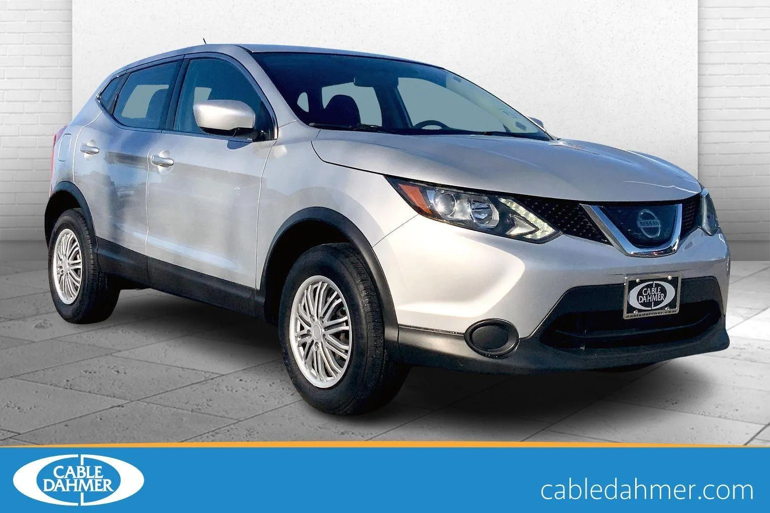 2019 Nissan Rogue Sport S's photo