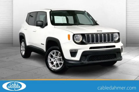 White 2023 Jeep Renegade Latitude for sale in Independence, MO