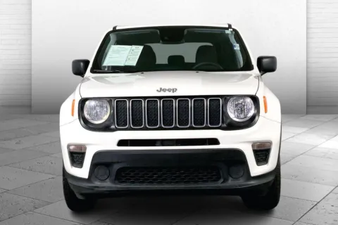 Photos of 2023 Jeep Renegade Latitude for sale in Independence, MO at Cable Dahmer Buick GMC of Independence