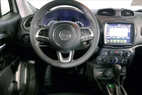 More photos of 2023 Jeep Renegade Latitude at Cable Dahmer Buick GMC of Independence, MO