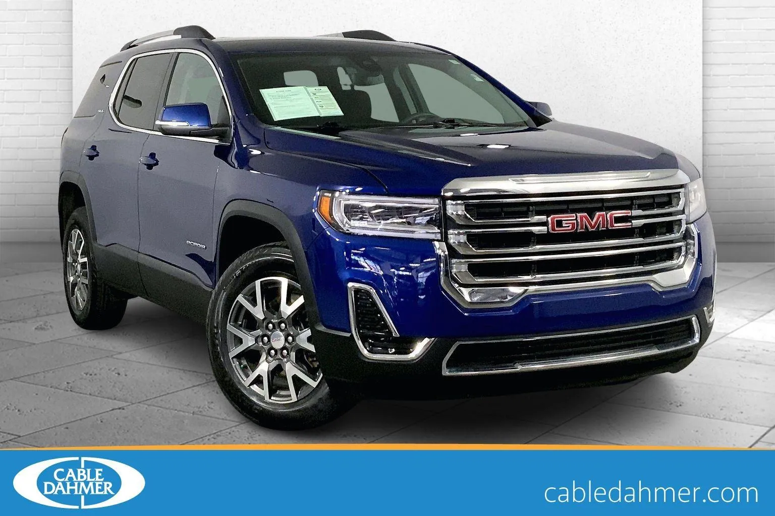 2023 GMC Acadia SLE's photo