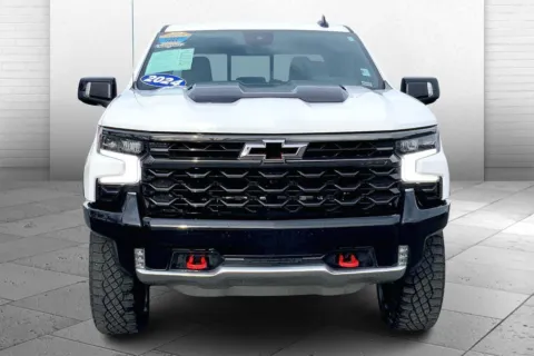 Photos of 2024 Chevrolet Silverado 1500 ZR2 for sale in Independence, MO at Cable Dahmer Buick GMC of Independence
