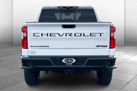 Another view of 2024 Chevrolet Silverado 1500 ZR2 for sale in Independence, MO at Cable Dahmer Buick GMC of Independence