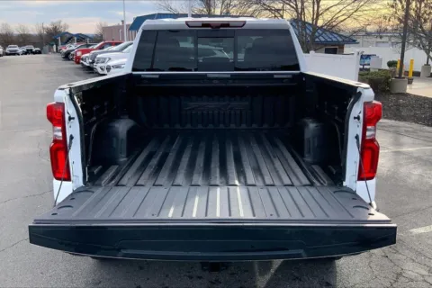 More photos of 2024 Chevrolet Silverado 1500 ZR2 at Cable Dahmer Buick GMC of Independence, MO