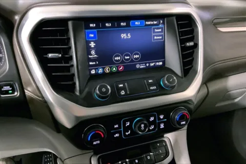 More photos of 2023 GMC Acadia SLT at Cable Dahmer Buick GMC of Independence, MO